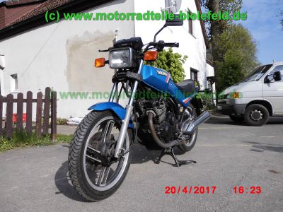 Yamaha_XS400_DOHC_12E_YICS_TWIN_blau_original_Auspuff_12E-14711_und_14721_nur_20500km-3.jpg