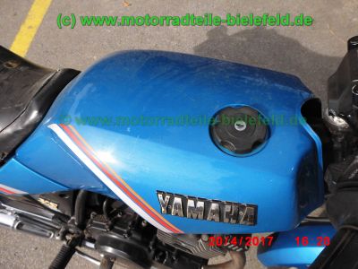 Yamaha_XS400_DOHC_12E_YICS_TWIN_blau_original_Auspuff_12E-14711_und_14721_nur_20500km-42.jpg