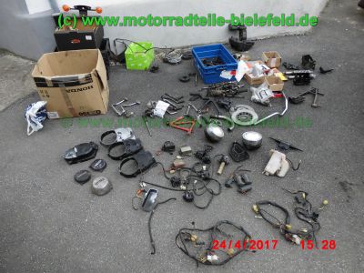 Yamaha_RD200MX_1E8_Teile_Ersatzteile_spare-parts_repuestos_ricambi_-_wie_CS_RX_DT_RD_RS_50_80_100_125_200_M_MX_2R6_1E7_2R7_5G1_12N_1Y8_CS3_CS5-356.jpg