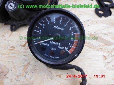 Yamaha_RD200MX_1E8_Teile_Ersatzteile_spare-parts_repuestos_ricambi_-_wie_CS_RX_DT_RD_RS_50_80_100_125_200_M_MX_2R6_1E7_2R7_5G1_12N_1Y8_CS3_CS5-105.jpg