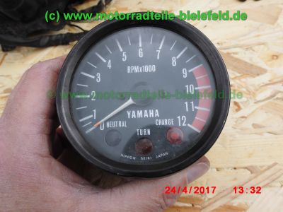 Yamaha_RD200MX_1E8_Teile_Ersatzteile_spare-parts_repuestos_ricambi_-_wie_CS_RX_DT_RD_RS_50_80_100_125_200_M_MX_2R6_1E7_2R7_5G1_12N_1Y8_CS3_CS5-106.jpg