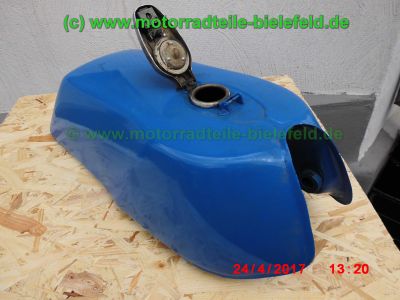 Yamaha_RD200MX_1E8_Teile_Ersatzteile_spare-parts_repuestos_ricambi_-_wie_CS_RX_DT_RD_RS_50_80_100_125_200_M_MX_2R6_1E7_2R7_5G1_12N_1Y8_CS3_CS5-59.jpg