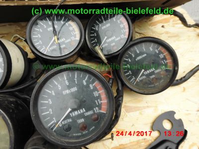 Yamaha_RD200MX_1E8_Teile_Ersatzteile_spare-parts_repuestos_ricambi_-_wie_CS_RX_DT_RD_RS_50_80_100_125_200_M_MX_2R6_1E7_2R7_5G1_12N_1Y8_CS3_CS5-75.jpg