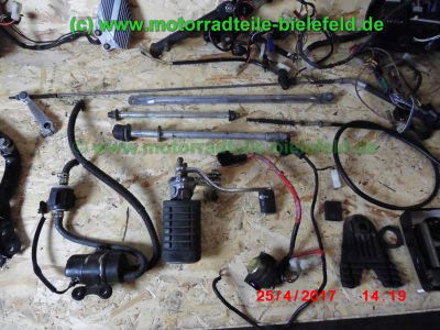 Yamaha_XV535_Virago_gruen_AME-Chopper_-_Teile_Ersatzteile_spares_parts_wie_XV_125_250_750_1100-198.jpg