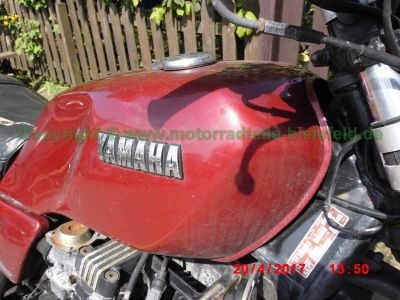 Yamaha_XJ650_4K0_weinrot_JAMA_Sport-Auspuff_4-1_4in1_Marshall_Deeptone_–_wie_XJ550_4V8_XJ700_Maxim_XJ750_Seca_11M-17.jpg