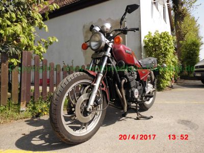 Yamaha_XJ650_4K0_weinrot_JAMA_Sport-Auspuff_4-1_4in1_Marshall_Deeptone_–_wie_XJ550_4V8_XJ700_Maxim_XJ750_Seca_11M-28.jpg