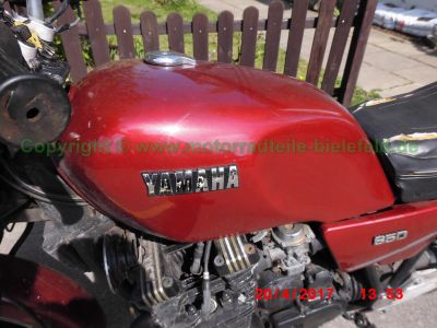 Yamaha_XJ650_4K0_weinrot_JAMA_Sport-Auspuff_4-1_4in1_Marshall_Deeptone_–_wie_XJ550_4V8_XJ700_Maxim_XJ750_Seca_11M-36.jpg