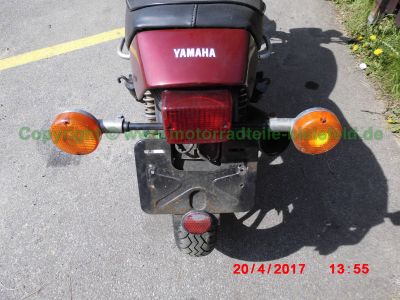 Yamaha_XJ650_4K0_weinrot_JAMA_Sport-Auspuff_4-1_4in1_Marshall_Deeptone_–_wie_XJ550_4V8_XJ700_Maxim_XJ750_Seca_11M-51.jpg