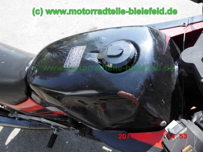 Honda_CBX750F_RC17_rot-schwarz_Sturz_-_original_Auspuff_HMMJOE_Motor_Vergaser_Anlasser-16.jpg