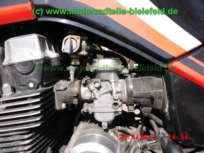 Honda_CBX750F_RC17_rot-schwarz_Sturz_-_original_Auspuff_HMMJOE_Motor_Vergaser_Anlasser-25.jpg