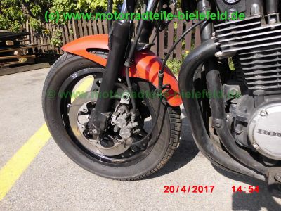 Honda_CBX750F_RC17_rot-schwarz_Sturz_-_original_Auspuff_HMMJOE_Motor_Vergaser_Anlasser-26.jpg