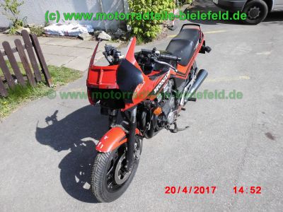 Honda_CBX750F_RC17_rot-schwarz_Sturz_-_original_Auspuff_HMMJOE_Motor_Vergaser_Anlasser-4.jpg