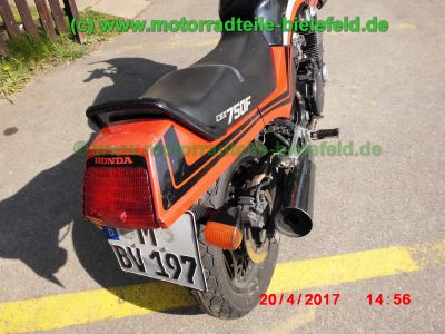 Honda_CBX750F_RC17_rot-schwarz_Sturz_-_original_Auspuff_HMMJOE_Motor_Vergaser_Anlasser-41.jpg