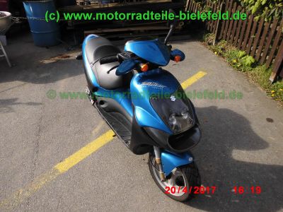 Suzuki_UX50_W_Zillion_Roller_Scooter_wie_AY50_WR_Katana-24.jpg
