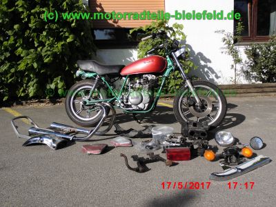 Yamaha_XS400SE_4G5_Twin_Chopper_teilzerlegt_Airbrush_-_Teile_Ersatzteile_parts_spares_spare-parts_ricambi_repuestos_wie_XS_250_360_400_2A2_1U4_1U5-1.jpg