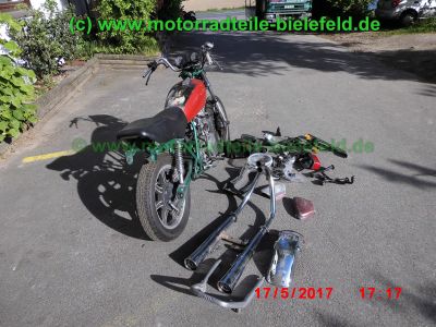 Yamaha_XS400SE_4G5_Twin_Chopper_teilzerlegt_Airbrush_-_Teile_Ersatzteile_parts_spares_spare-parts_ricambi_repuestos_wie_XS_250_360_400_2A2_1U4_1U5-4.jpg