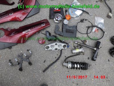 Suzuki_GSX1100G_GV74_A_B_C_D_Kardan-Tourer_-_Teile_Ersatzteile_parts_spares_spare-parts_ricambi_repuestos_original_Auspuff_26D0_e6_0402-19.jpg