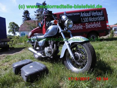 Suzuki_GZ125_Marauder_Chopper_silber-grau_Koffer-System_GIVI_Custom_Collection_-_Teile_Ersatzteile_parts_spares_spare-parts_ricambi_repuestos_wie_GN125_GZ250-38.jpg