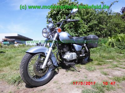 Suzuki_GZ125_Marauder_Chopper_silber-grau_Koffer-System_GIVI_Custom_Collection_-_Teile_Ersatzteile_parts_spares_spare-parts_ricambi_repuestos_wie_GN125_GZ250-4.jpg