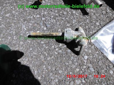 Kawasaki_Z1100GP_KZT10B_blau_-_Teile_Ersatzteile_parts_spares_spare-parts_wie_Z1-R_KZ_Z_GPz_750_1000_1100_R_GP_E_UT-17.jpg