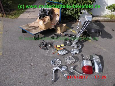 Honda_CB750KZ_RC01_Cafe-Racer_Alu-Tank_Tuning_Chrom_Edelstahl_polierte_Bauteile_KONI-Federbeine_Teile_Ersatzteile_parts_spares_spare-parts_wie_CB_750_900_F_C_Boldor_RC04_RC06_SC01-2.jpg