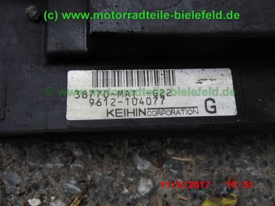 Honda_CBR1100XX_Super_Blackbird_SC35_2001_PGM-FI_weinrot_Teile_Ersatzteile_parts_spares_spare-parts_ricambi_repuestos-111.jpg