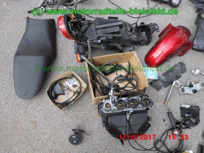 Honda_CBR1100XX_Super_Blackbird_SC35_2001_PGM-FI_weinrot_Teile_Ersatzteile_parts_spares_spare-parts_ricambi_repuestos-13.jpg