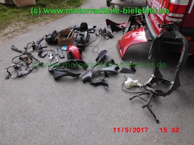 Honda_CBR1100XX_Super_Blackbird_SC35_2001_PGM-FI_weinrot_Teile_Ersatzteile_parts_spares_spare-parts_ricambi_repuestos-4.jpg