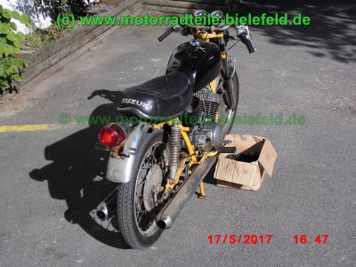 Suzuki_T20_Zweizylinder_Zweitakt_Oldtimer_Motor_T250_–_wie_T250_GT125_GT185_GT250-4.jpg