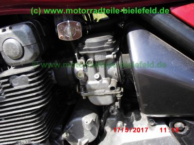 Kawasaki_ZR550B_Zephyr_rot_Gepaecktraeger_HAGON_Federbeine_48PS_Drosselung_Alpha-Technik-86.jpg