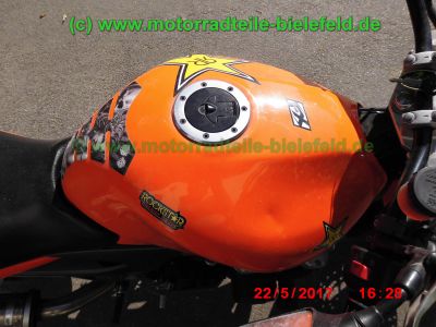 Kawasaki_ZR-7_ZR7_S_ZR750F_48PS_u_76PS_orange_Streetfighter_Superbike-Lenker_Doppel-Scheinwerfer_KOSO-Tacho_Sport-Auspuff_TAKKONI_mit_dB-Killer_Magura_Bremse-54.jpg