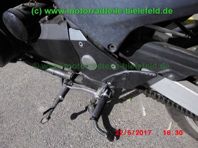 Kawasaki_ZR-7_ZR7_S_ZR750F_48PS_u_76PS_orange_Streetfighter_Superbike-Lenker_Doppel-Scheinwerfer_KOSO-Tacho_Sport-Auspuff_TAKKONI_mit_dB-Killer_Magura_Bremse-60.jpg