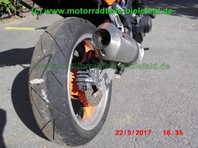 Kawasaki_ZR-7_ZR7_S_ZR750F_48PS_u_76PS_orange_Streetfighter_Superbike-Lenker_Doppel-Scheinwerfer_KOSO-Tacho_Sport-Auspuff_TAKKONI_mit_dB-Killer_Magura_Bremse-95.jpg