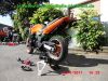 Kawasaki_ZR-7_ZR7_S_ZR750F_48PS_u_76PS_orange_Streetfighter_Superbike-Lenker_Doppel-Scheinwerfer_KOSO-Tacho_Sport-Auspuff_TAKKONI_mit_dB-Killer_Magura_Bremse-3.jpg