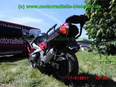 Kawasaki_ZZR600E_rot-sw_ZX600E_EZ99_Koffer-System_Gepaecktraeger_Nonfango_34.jpg