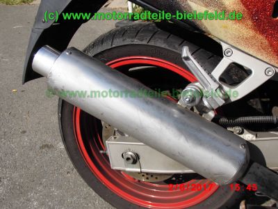 Kawasaki_ZZR600E_silber-blau_Glitter_Typ_ZX600E_–_Technik_wie_ZZ-R_600_D_E_ZX600D-88.jpg
