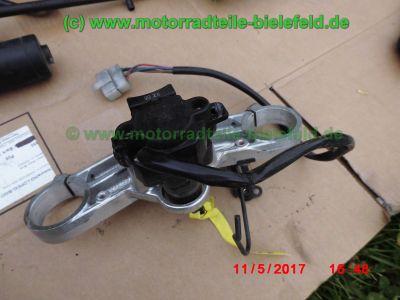Kawasaki_ZX-9R_Ninja_ZX900E_schwarz_zerlegt_Restteile_Motor_engine_-_Teile_Ersatzteile_parts_spares_spare-parts_ricambi_wie_ZX9R_ZX900_C_D_F-147.jpg