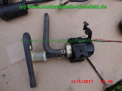 Kawasaki_ZX-9R_Ninja_ZX900E_schwarz_zerlegt_Restteile_Motor_engine_-_Teile_Ersatzteile_parts_spares_spare-parts_ricambi_wie_ZX9R_ZX900_C_D_F-152.jpg