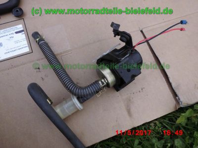 Kawasaki_ZX-9R_Ninja_ZX900E_schwarz_zerlegt_Restteile_Motor_engine_-_Teile_Ersatzteile_parts_spares_spare-parts_ricambi_wie_ZX9R_ZX900_C_D_F-155.jpg