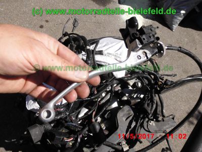 Kawasaki_ZX-9R_Ninja_ZX900E_schwarz_zerlegt_Restteile_Motor_engine_-_Teile_Ersatzteile_parts_spares_spare-parts_ricambi_wie_ZX9R_ZX900_C_D_F-37.jpg
