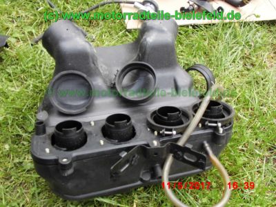 Kawasaki_ZX-9R_Ninja_ZX900E_schwarz_zerlegt_Restteile_Motor_engine_-_Teile_Ersatzteile_parts_spares_spare-parts_ricambi_wie_ZX9R_ZX900_C_D_F-84.jpg