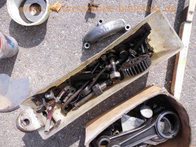 Oldtimer_Veteranen_Ersatzteile_spare-parts_spares_Mix_05_207_.jpg