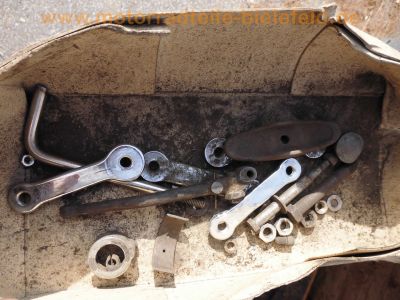 Oldtimer_Veteranen_Ersatzteile_spare-parts_spares_Mix_05_220_.jpg