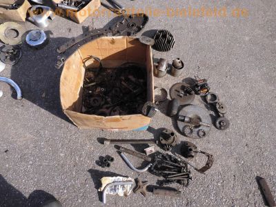 Oldtimer_Veteranen_Motor-Teile_engine_spares_spare-parts_111_.jpg