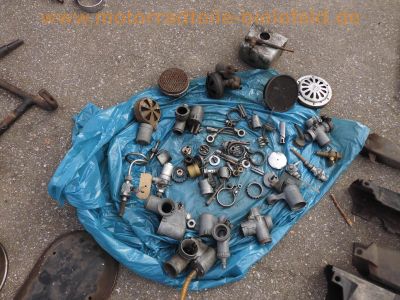 Oldtimer_Veteranen_Motor-Teile_engine_spares_spare-parts_240_.jpg