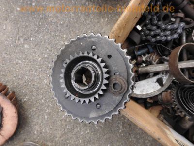 Oldtimer_Veteranen_Motor-Teile_engine_spares_spare-parts_55_.jpg