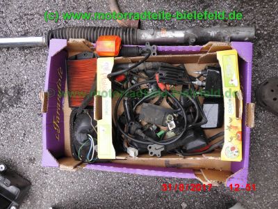 Honda_XLR125R_JD16A_Enduro_zerlegt_Motor_OK_-_Teile_Ersatzteile_parts_spares_spare-parts_ricambi_repuestos_wie_JD16_CLR125_JD18_XR125L_JD19_XLR_CLR_XR_125-61.jpg