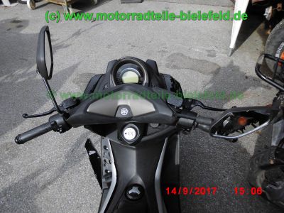 Yamaha_N-Max_ABS_GPD125-A_Crash_Roller_Scooter_NMax_-_Teile_Ersatzteile_parts_spares_spare-parts_ricambi_repuestos_wie_Yamaha_XMax_YP125R_X-MAX_125i_ABS-15.jpg