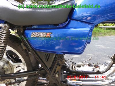 Honda_CB750KZ_RC01_EZ79_blau_teilzerlegt_original_4-4_Auspuff_Sankei_2043_-_Teile_Ersatzteile_parts_spares_spare-parts_ricambi_repuestos_wie_CB_750_900_KZ_F_F2_Boldor_RC04_SC01_SC09-23.jpg