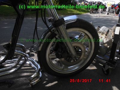 Honda_CB750KZ_RC01_EZ79_blau_teilzerlegt_original_4-4_Auspuff_Sankei_2043_-_Teile_Ersatzteile_parts_spares_spare-parts_ricambi_repuestos_wie_CB_750_900_KZ_F_F2_Boldor_RC04_SC01_SC09-27.jpg